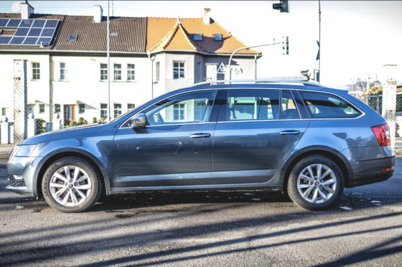 ŠKODA OCTAVIA 3 FACELIFT ELEGANCE 1.6 TDI na splátky - fotografie 6