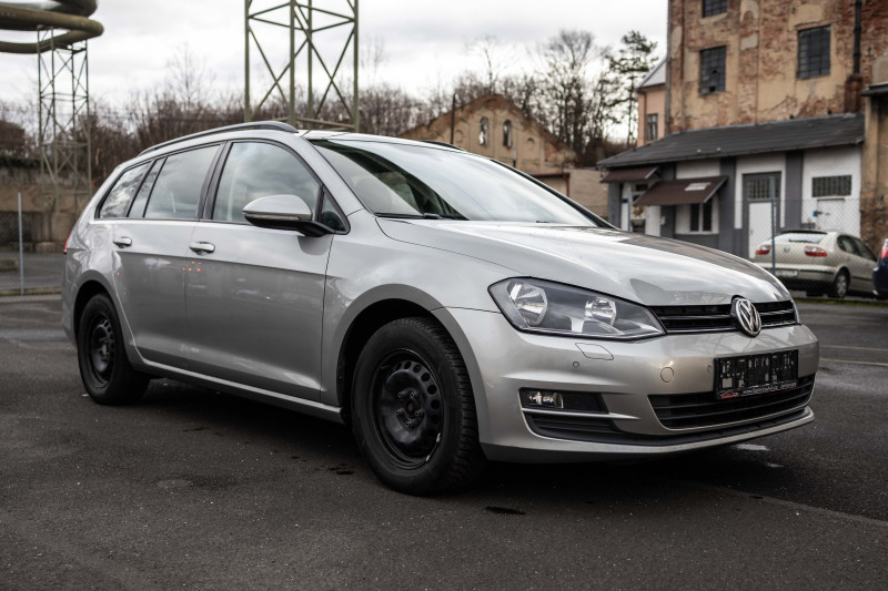 Volkswagen VOLSkWAGEN GOLF 6 1.6 TDI COMBI na splátky - fotografie 3