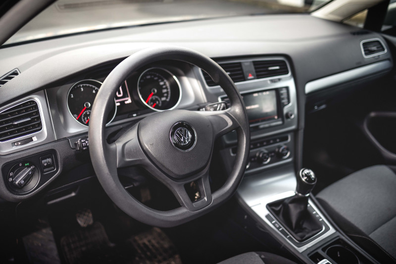 Volkswagen VOLSkWAGEN GOLF 6 1.6 TDI COMBI na splátky - fotografie 13