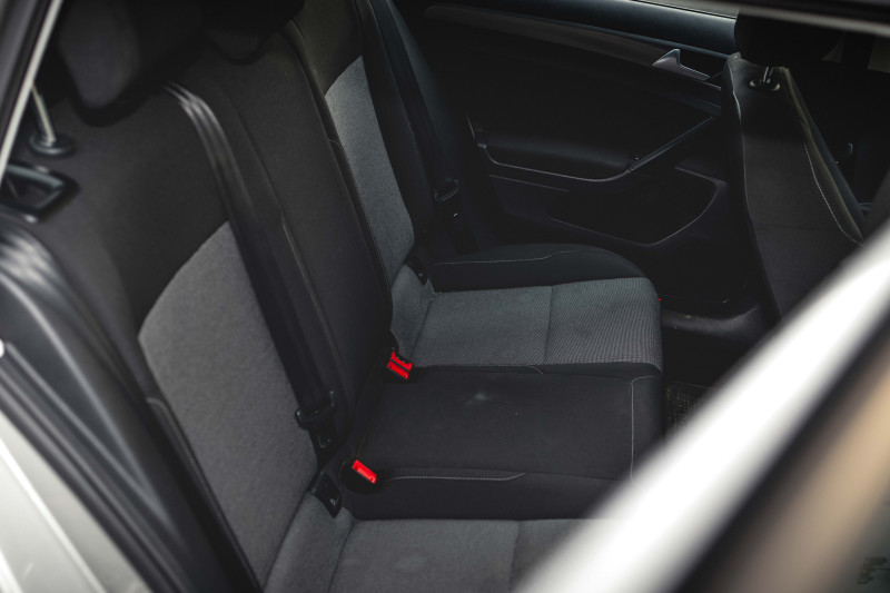 Volkswagen VOLSkWAGEN GOLF 6 1.6 TDI COMBI na splátky - fotografie 16