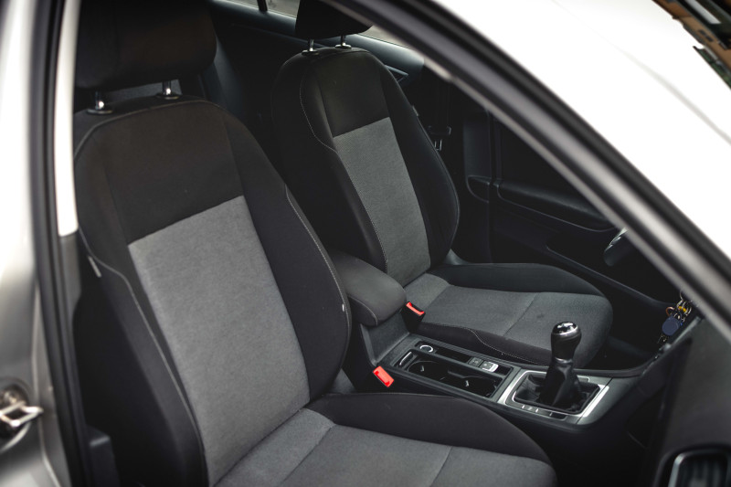Volkswagen VOLSkWAGEN GOLF 6 1.6 TDI COMBI na splátky - fotografie 19