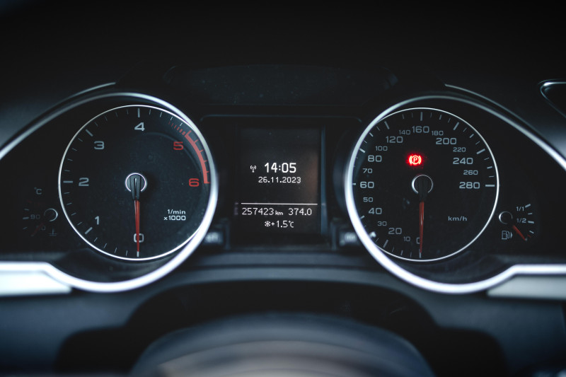 AUDI A5 COUPE 3.0 TDI - obrázek 1