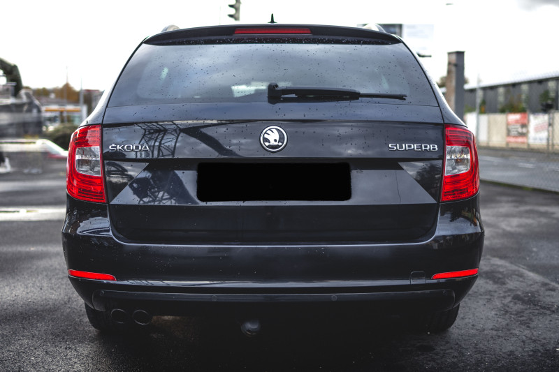 ŠKODA SUPERB 2.0 TDI na splátky - fotografie 13