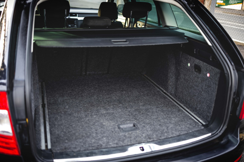 ŠKODA SUPERB 2.0 TDI na splátky - fotografie 19