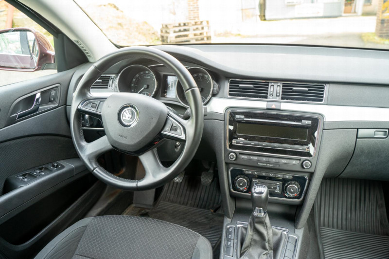 ŠKODA SUPERB 1.6 TDI COMBI na splátky - fotografie 17