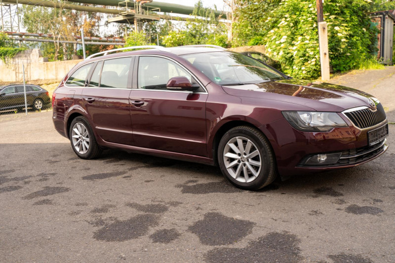 ŠKODA SUPERB 1.6 TDI COMBI na splátky - fotografie 6