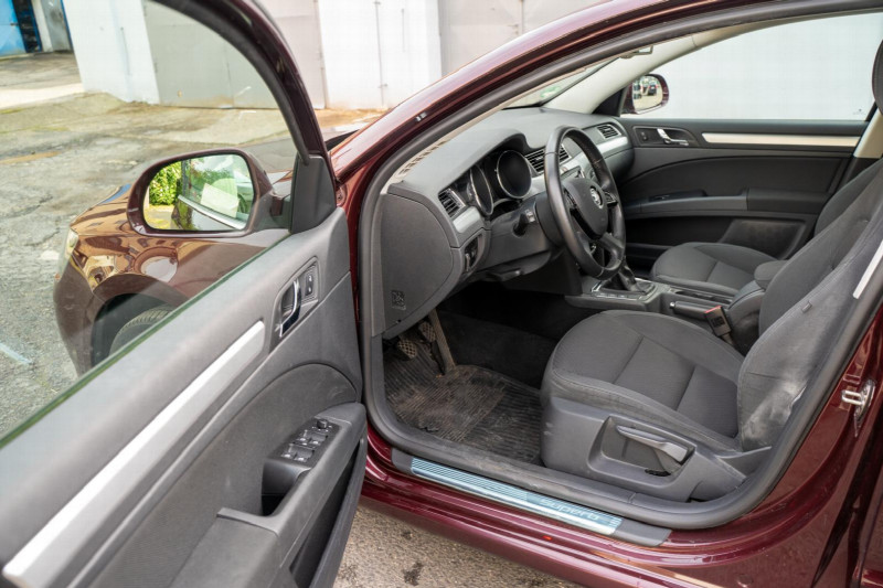 ŠKODA SUPERB 1.6 TDI COMBI na splátky - fotografie 7