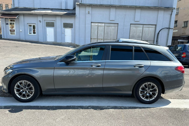 MERCEDES BENZ C 200 2.0 na splátky - fotografie 3