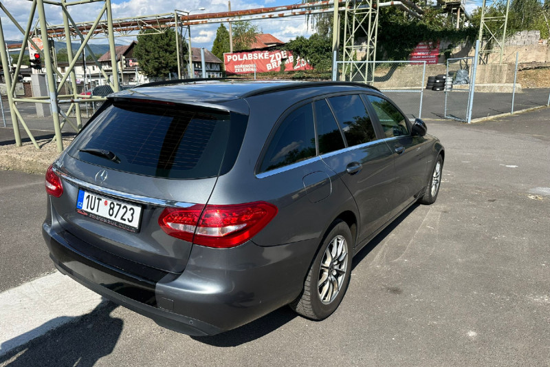 MERCEDES BENZ C 200 2.0 na splátky - fotografie 6