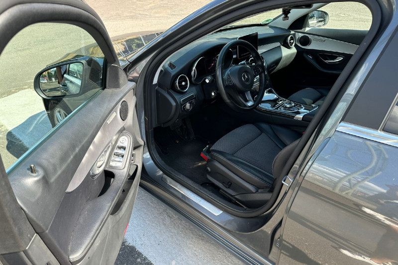 MERCEDES BENZ C 200 2.0 na splátky - fotografie 9