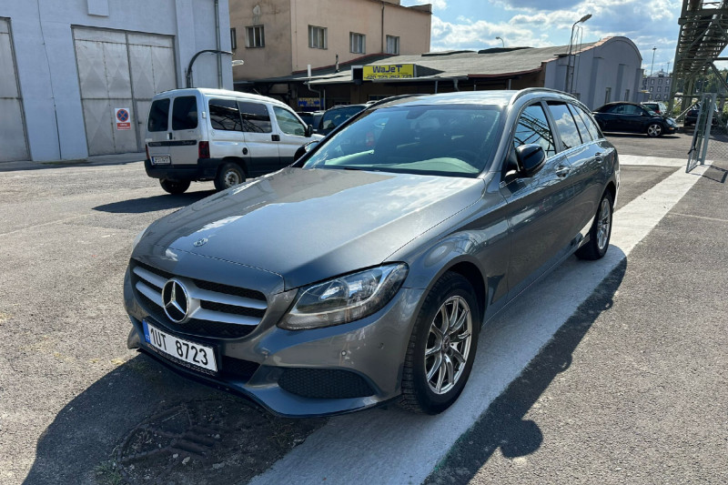 MERCEDES BENZ C 200 2.0 na splátky
