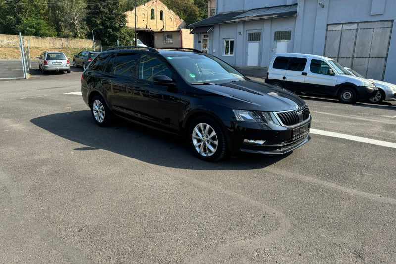 ŠKODA OCTAVIA 1.6 TDI DSG - obrázek 1