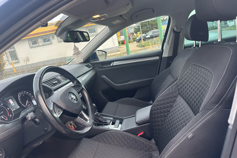 ŠKODA OCTAVIA DSG 1.6 TDI - obrázek 1
