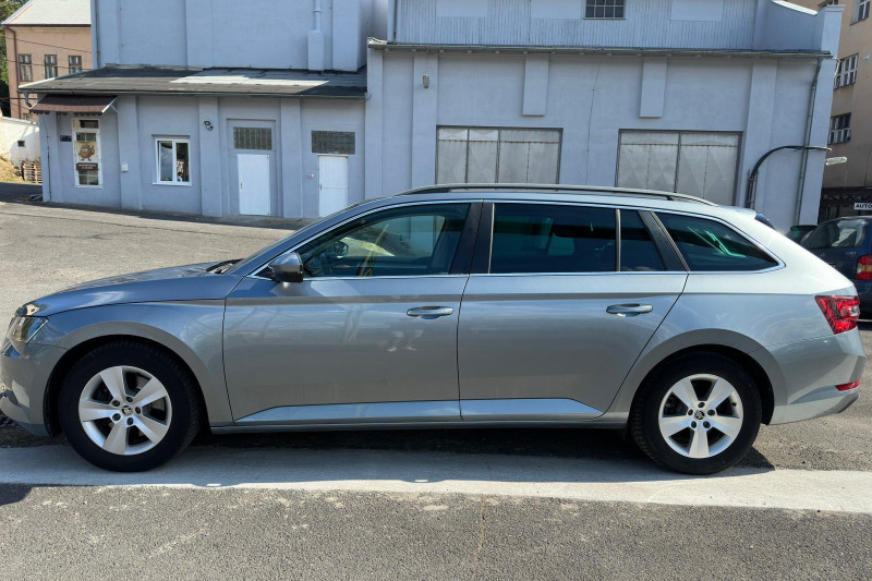 ŠKODA OCTAVIA 1.6 TDI - obrázek 1