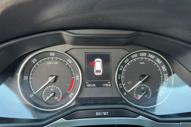 ŠKODA OCTAVIA 1.6 TDI - obrázek 1