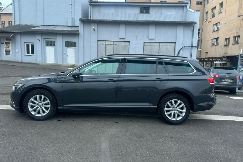 VOLKSWAGEN PASSAT 2.0 DSG TDI - obrázek 1