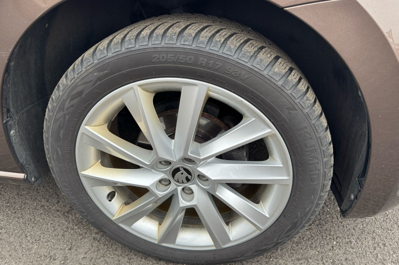ŠKODA SCALA 1.0 TSI + CNG - obrázek 1