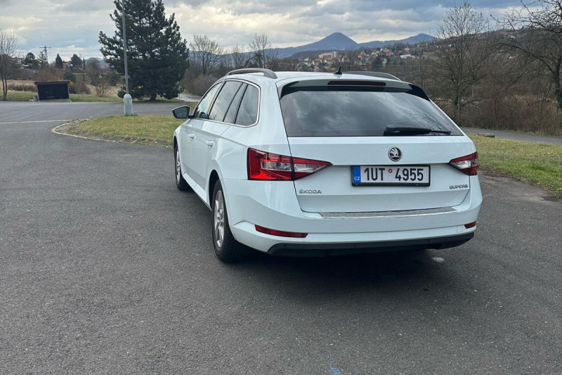 ŠKODA SUPERB 2.0 TDI DSG ELEGANCE - obrázek 1
