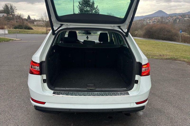 ŠKODA SUPERB 2.0 TDI DSG ELEGANCE - obrázek 1