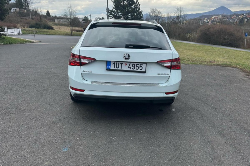 ŠKODA SUPERB 2.0 TDI DSG ELEGANCE - obrázek 1