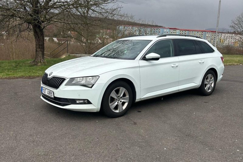 ŠKODA SUPERB 2.0 TDI DSG ELEGANCE na splátky