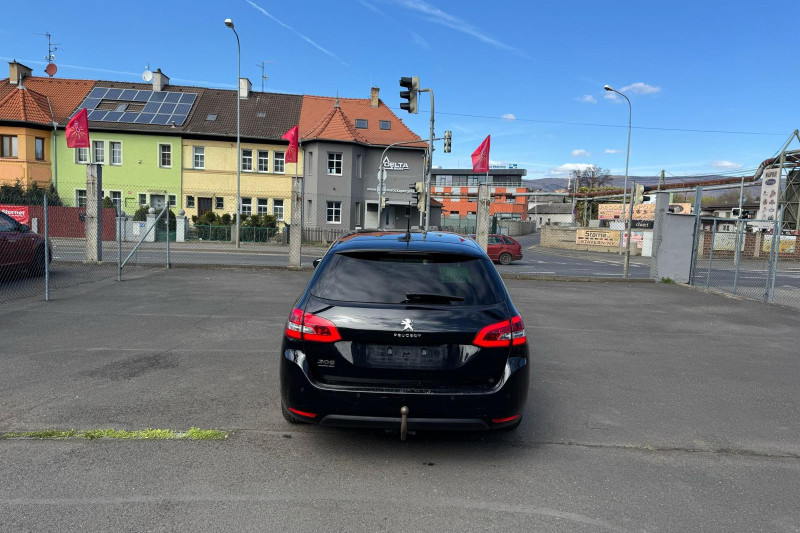 PEUGEOT 308 1.5 HDi - obrázek 1