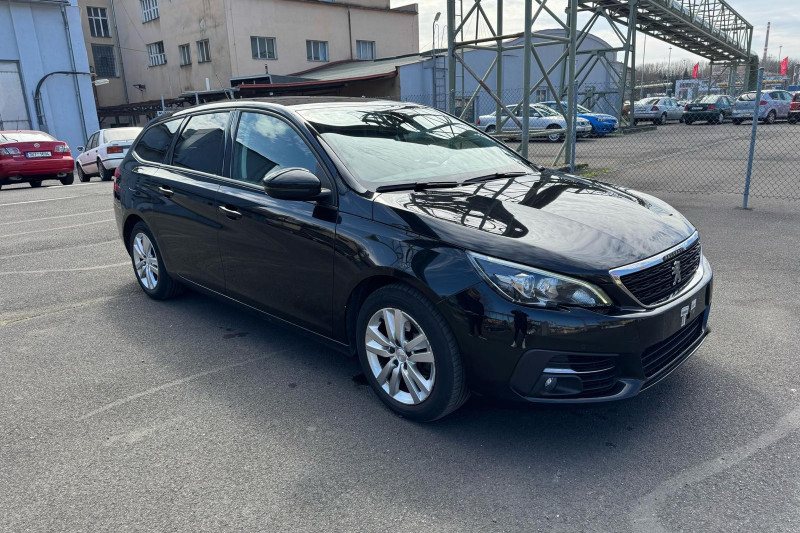 PEUGEOT 308 1.5 HDi - obrázek 1