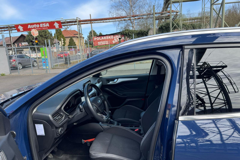 FORD FOCUS 1.5 TDCi TITANIUM na splátky - fotografie 11