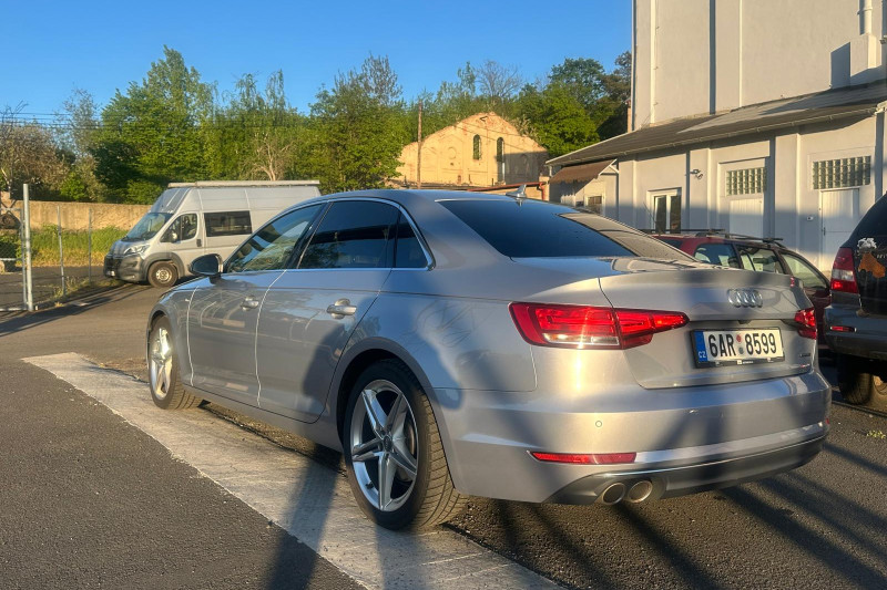 AUDI A4 S-LINE 4x4 QUATTRO 2.0 TDI S-TRONIC 140 KW - obrázek 1