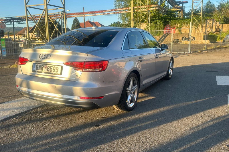 AUDI A4 S-LINE 4x4 QUATTRO 2.0 TDI S-TRONIC 140 KW - obrázek 1