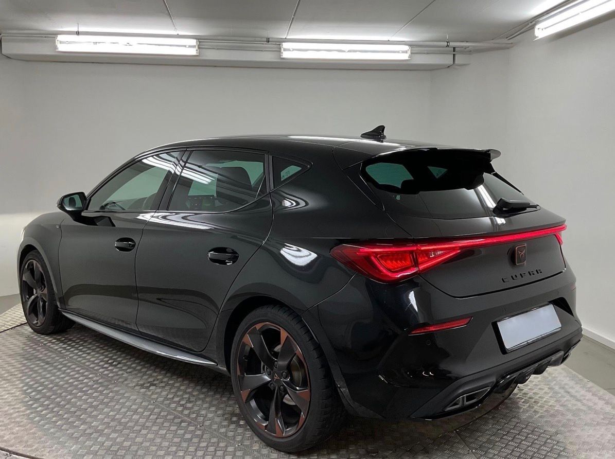 CUPRA LEON VZ LINE 2.0 TSI DSG na splátky - fotografie 3