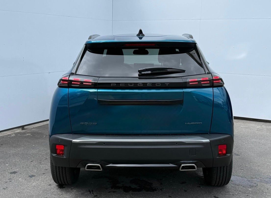 PEUGEOT 2008 1.2 HYBRID AUTOMAT