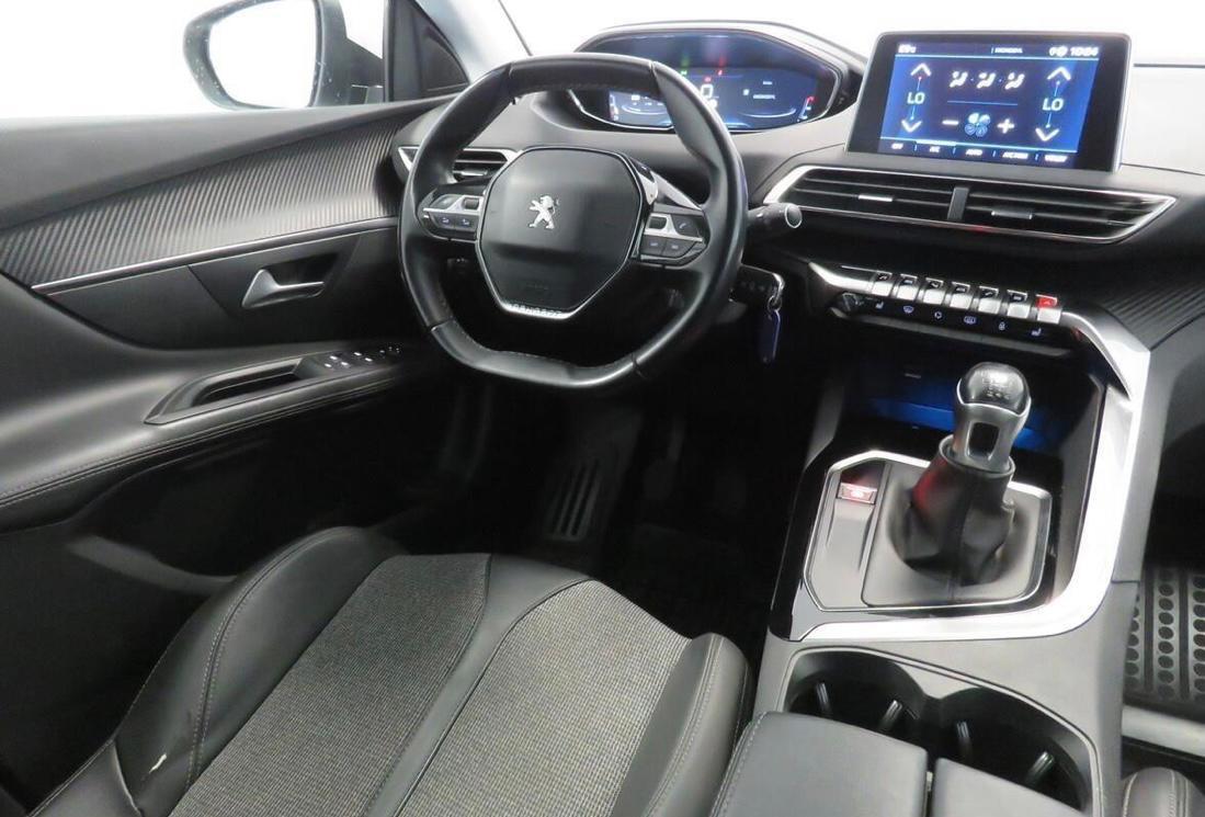 PEUGEOT 3008 1.5 BLUEHDI 96 kW ALLURE na splátky - fotografie 12