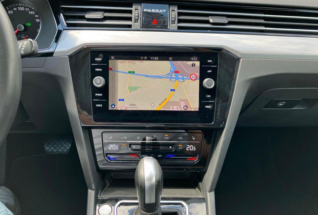 VOLKSWAGEN PASSAT BUSINESS 2.0 TDI 110 kW DSG VARIANT