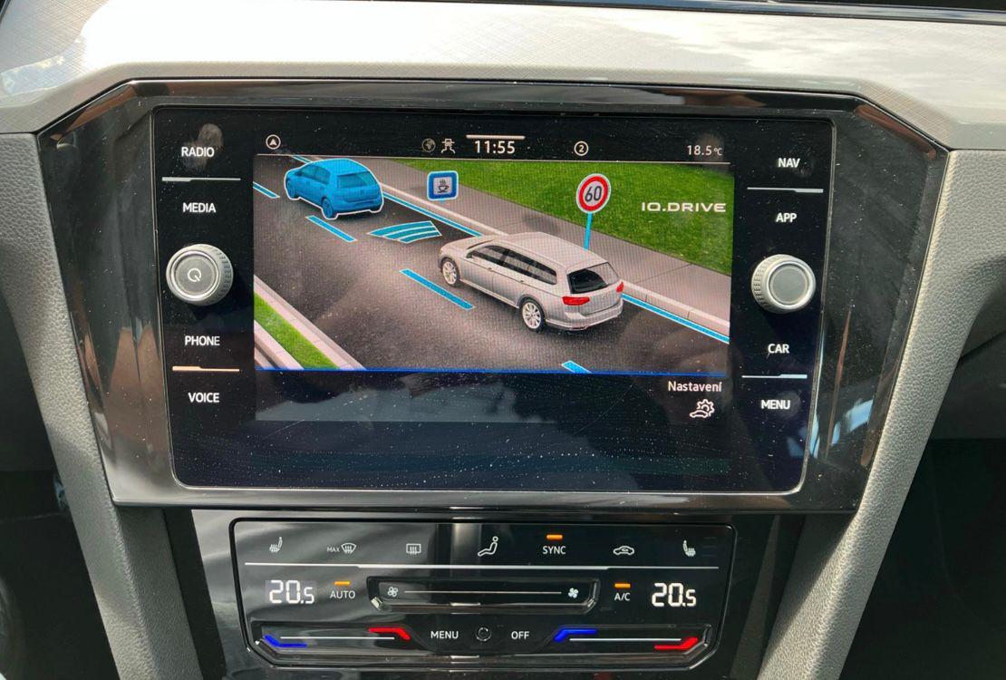 VOLKSWAGEN PASSAT BUSINESS 2.0 TDI 110 kW DSG VARIANT