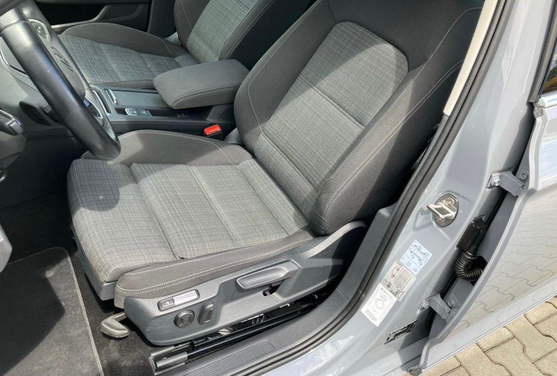 VOLKSWAGEN PASSAT BUSINESS 2.0 TDI 110 kW DSG VARIANT