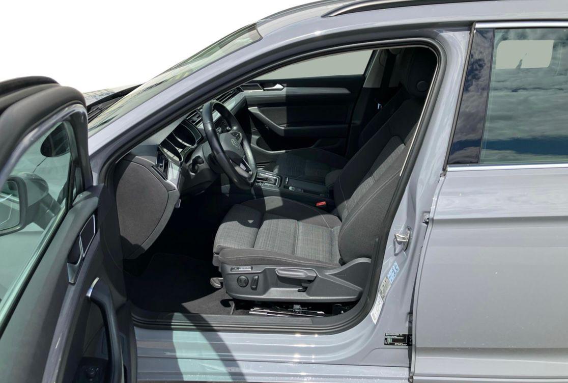 VOLKSWAGEN PASSAT BUSINESS 2.0 TDI 110 kW DSG VARIANT