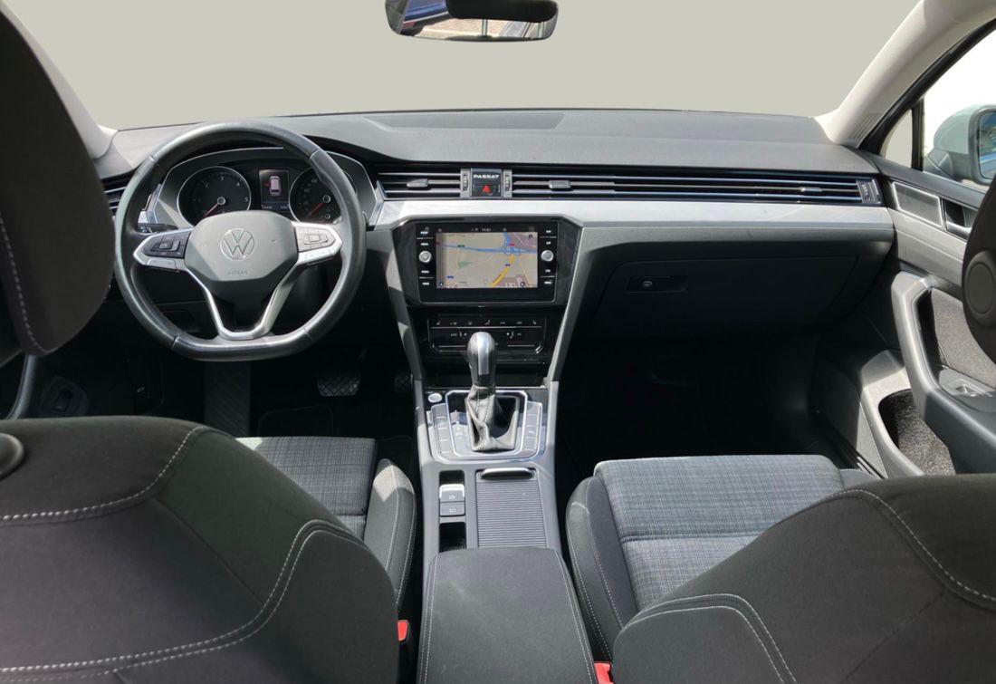 VOLKSWAGEN PASSAT BUSINESS 2.0 TDI 110 kW DSG VARIANT