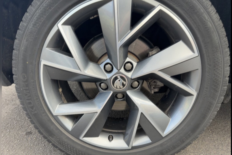 ŠKODA KODIAQ 7 MÍSTNÝ SPORTLINE 4x4 DSG