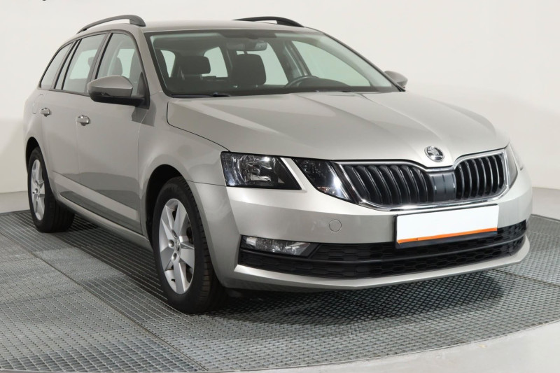 ŠKODA OCTAVIA 1.6 TDI COMBI