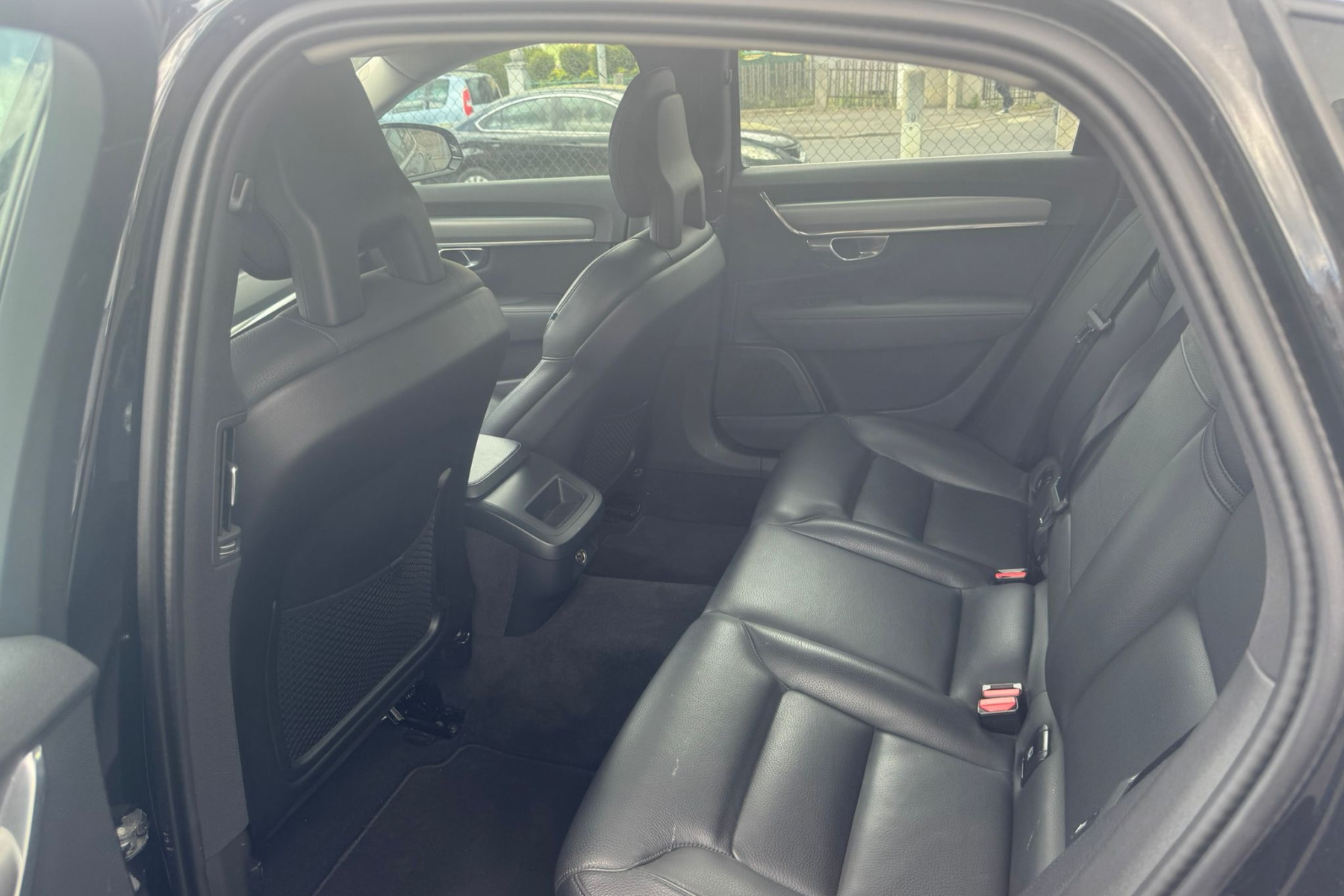 VOLVO S90 D3 MOMENTUM na splátky - fotografie 16