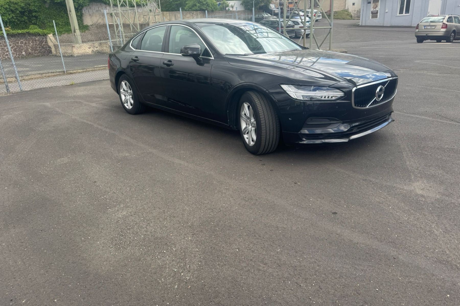 VOLVO S90 D3 MOMENTUM na splátky - fotografie 7