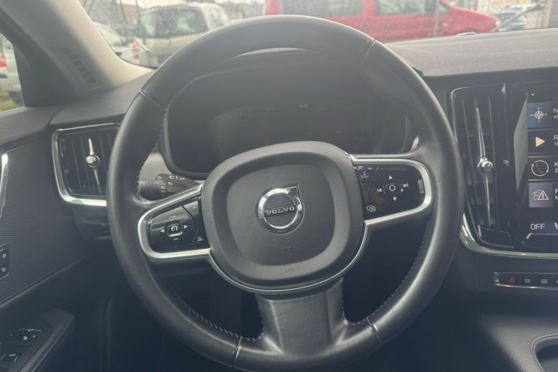 VOLVO S90 D3 MOMENTUM na splátky - fotografie 8