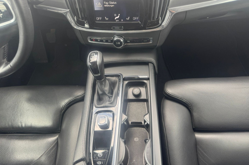 VOLVO S90 D3 MOMENTUM na splátky - fotografie 10