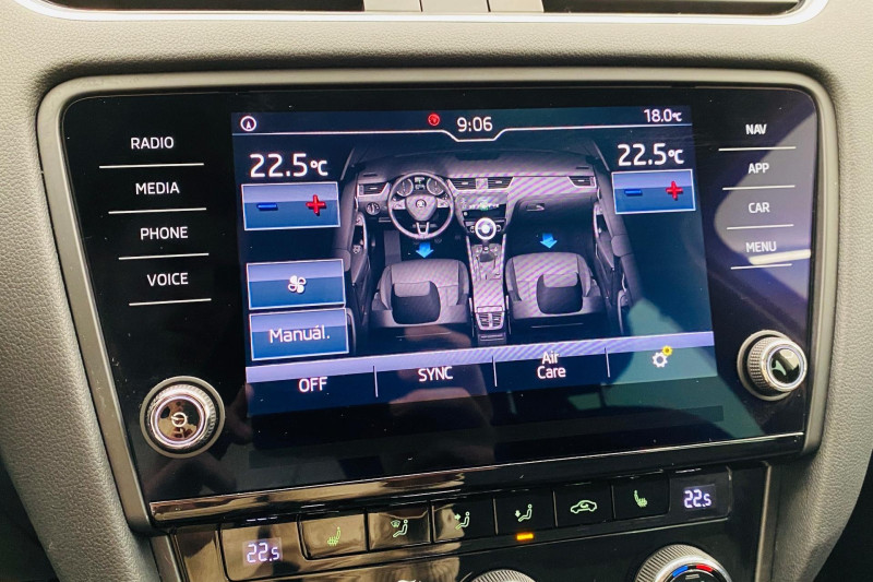 ŠKODA OCTAVIA 1.5 E-TEC DSG STYLE na splátky - fotografie 16