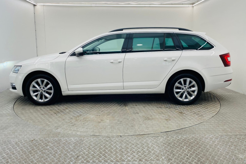 ŠKODA OCTAVIA 1.5 E-TEC DSG STYLE na splátky - fotografie 4