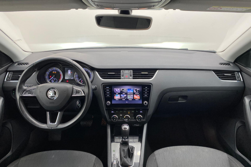 ŠKODA OCTAVIA 1.5 E-TEC DSG STYLE na splátky - fotografie 9