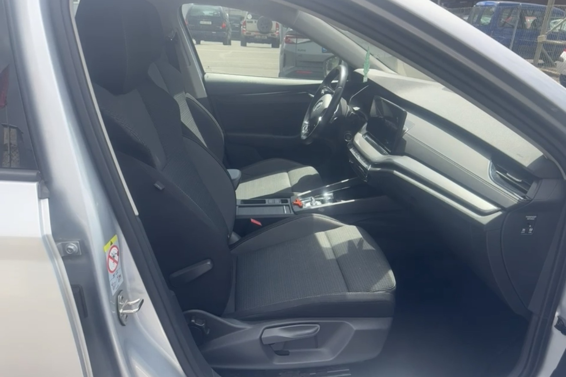 ŠKODA OCTAVIA 1.5 G-TEC DSG na splátky - fotografie 11