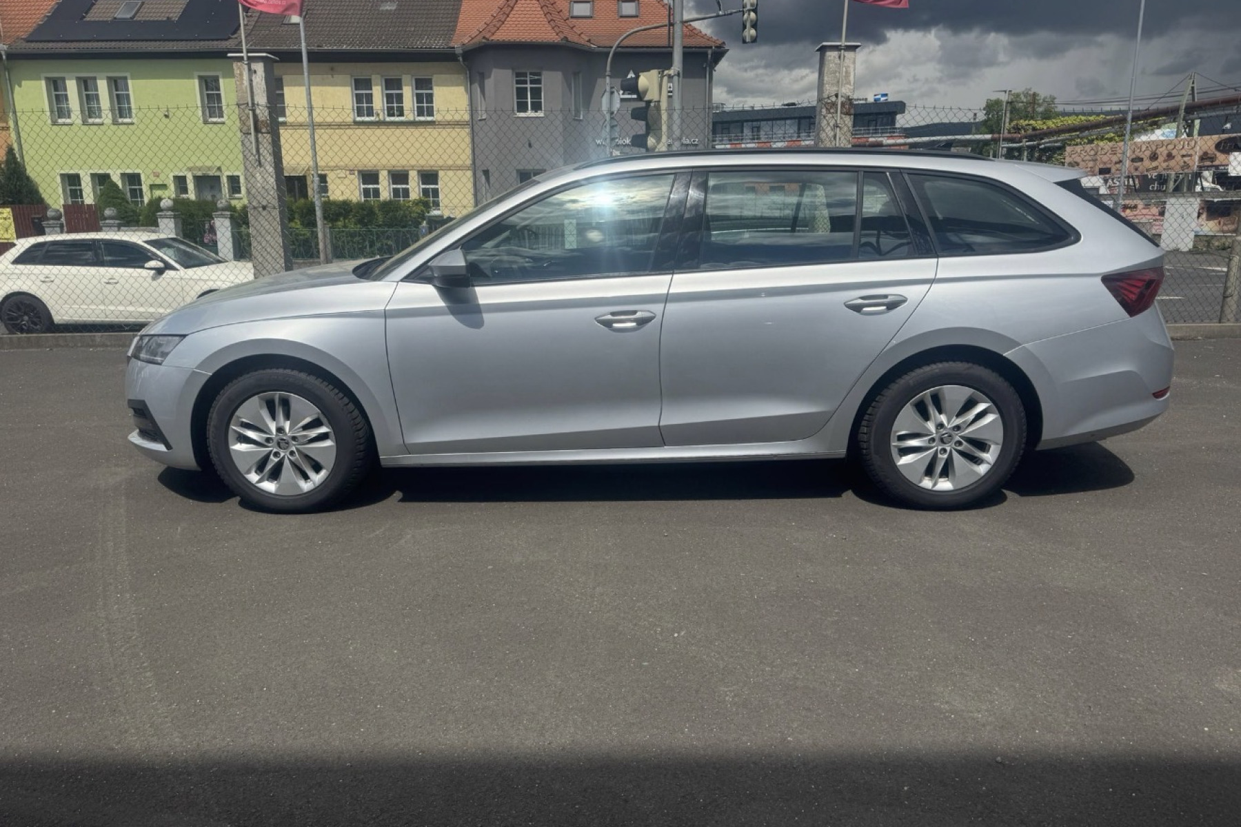 ŠKODA OCTAVIA 1.5 G-TEC DSG na splátky - fotografie 3