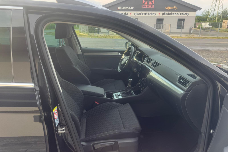 ŠKODA SUPERB COMBI 1.5 TSI 110 KW 6M BUSINESS LINE na splátky - fotografie 25